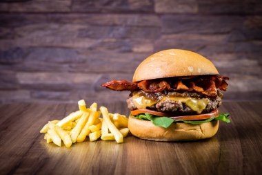 Zanaat sığır eti burger 