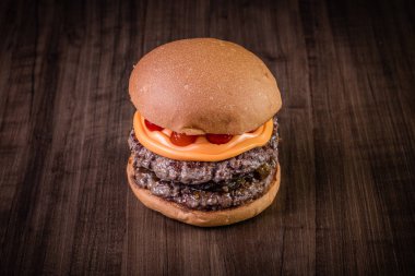 Çift zanaat sığır burger