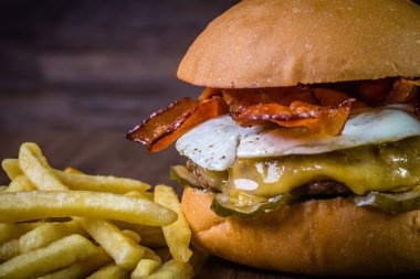 Zanaat sığır eti burger