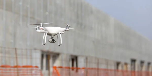 Modern Drone Repülő Nyitott Cement Építőanyagok Fal — Stock Fotó