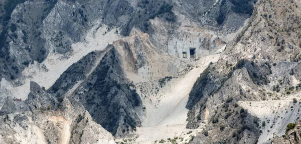 意大利卡拉拉大理石矿 — 图库照片