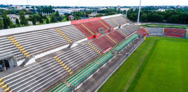 MONZA, İtalya - CIRCA AĞUSTOS 2020: Şehir futbol stadyumu, İHA ile çekilmiş bir fotoğraf