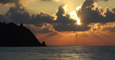 Harika gün batımı. Türk sahilde.