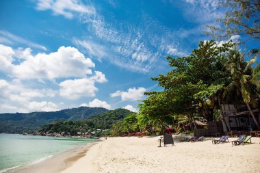 Tayland 'da mavi denizli güzel doğa manzarası 
