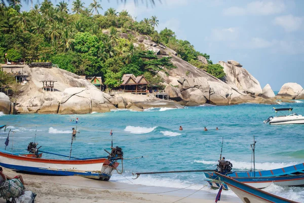 Schöne Naturlandschaft mit blauem Meer in Thailand — Stockfoto