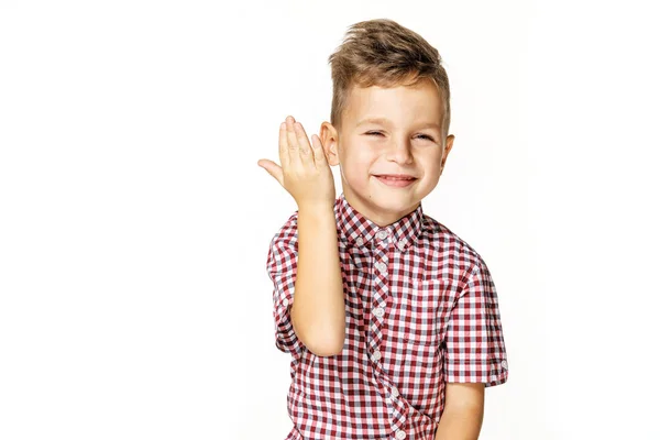 Bel ragazzo in camicia su sfondo bianco — Foto Stock