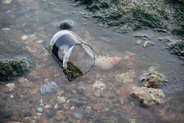 Basura Plástica Otros Desechos Dejados Playa Isla Grain Kent Reino —  Fotos de Stock
