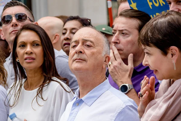 Londra, İngiltere, 23 Haziran 2018:-bir halk oy İngiltere'de Brexit anlaşması için Mart Caroline Lucas, yeşil parti Mp ve aktör Sir Tony Robinson