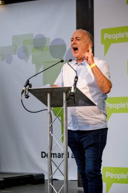 Londra, İngiltere, 23 Haziran 2018:-aktör Sir Tony Robinson konuşuyor, İngiltere'de Brexit anlaşma bir halk oy için Mart