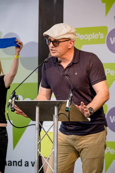 Londra, İngiltere, 23 Haziran 2018:-eylemciler konuşmak, Merkezi Londra'da bir halk oy AB üzerinden İngiltere'nin Çıkışta son anlaşma üzerinde bir oy talep için Mart