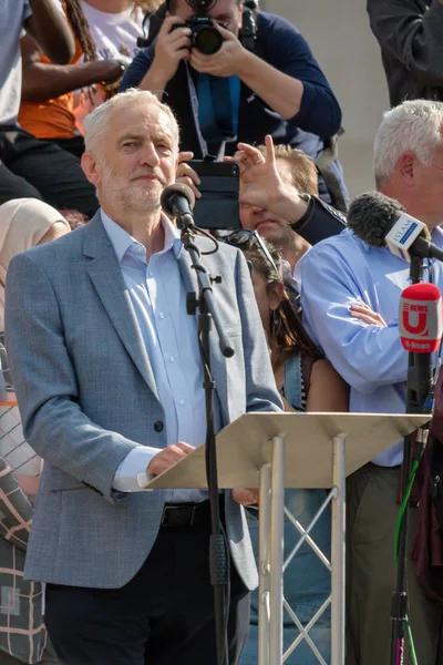 2018 제레미 Corbyn 노동당의 지도자는 안티에서 말하는 런던에서 트럼프 — 스톡 사진