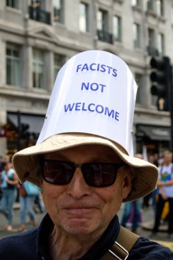 London, Büyük Britanya, 13 Temmuz 2018:Placards Londra'nın merkezinde yürüyen Donald Trump protestocular anti yapılır
