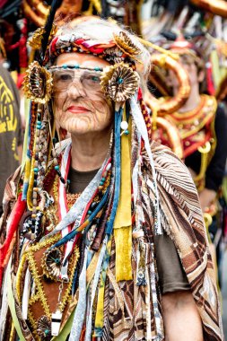 London, Büyük Britanya, 27th Ağustos 2018:-katılımcılar alın kısmı Batı Londra'da, Avrupa'nın en büyük sokak partisi Nottinghill Carival.
