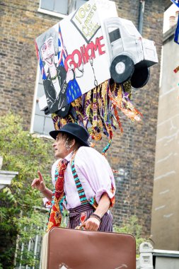 London, Büyük Britanya, 27th Ağustos 2018:-katılımcılar alın kısmı Batı Londra'da, Avrupa'nın en büyük sokak partisi Nottinghill Carival.