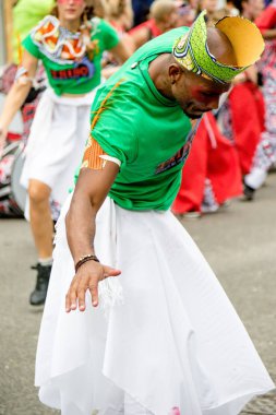 London, Büyük Britanya, 27th Ağustos 2018:-katılımcılar alın kısmı Batı Londra'da, Avrupa'nın en büyük sokak partisi Nottinghill Carival.