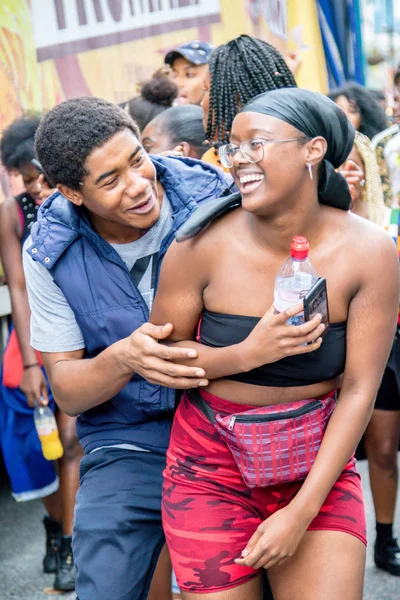 London, Büyük Britanya, 27th Ağustos 2018:-katılımcılar alın kısmı Batı Londra'da, Avrupa'nın en büyük sokak partisi Nottinghill Carival.