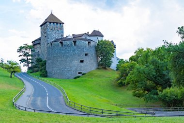 Vaduz, Lihtenştayn, 18th Ağustos 2018:-Vaduz Kalesi, iktidar Liechtenstein Prens yurdu bulunan sermaye şehir Vaduz