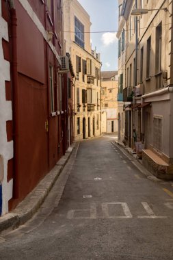 Cebelitarık, Amerika Birleşik Devletleri, 3 Ekim 2018:-eski şehir, Cebelitarık, normal turist iz kapalı alanının arka sokaklarında. Gibraltar İngiliz denizaşırı Bölgesi İspanya'nın güney ucunda yer almaktadır.