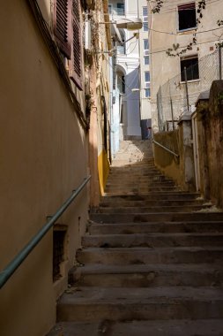 Cebelitarık, Amerika Birleşik Devletleri, 3 Ekim 2018:-geri eski kasaba Cebelitarık, normal turist iz kapalı şekilde sokak. Gibraltar İngiliz denizaşırı Bölgesi İspanya'nın güney ucunda yer almaktadır.