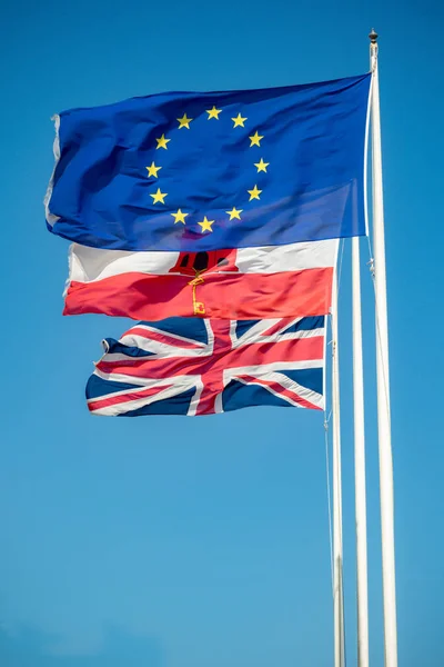 Flaggor Förenade Kungariket Och Gibraltar — Stockfoto