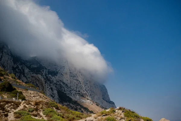 Las Nubes Forman Lado Este Del Peñón Gibraltar Gibraltar Territorio — Foto de Stock