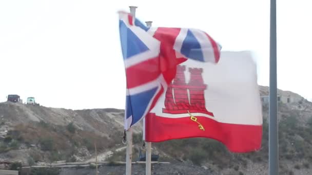 Gibilterra Regno Unito Ottobre 2018 Bandiere Gibilterra Del Regno Unito — Video Stock