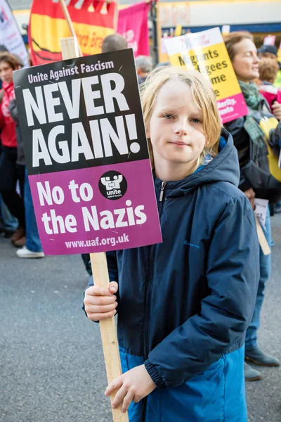 Londres Royaume Uni Novembre Une Jeune Marche Stand Racism Traverse — Photo