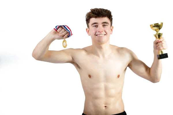 Succesvolle Kaukasische Jonge Volwassen Zwemmer Die Geïsoleerd Een Witte Achtergrond — Stockfoto