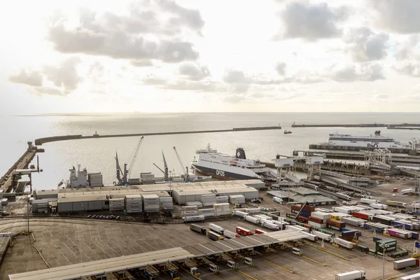 Dover, Amerika Birleşik Devletleri, 18 Ocak 2019:-Port of Dover, yakın İngilizler port Fransa'ya Kent görünümü