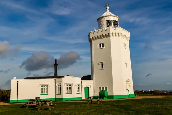 Dover, Amerika Birleşik Devletleri, 18 Ocak 2019:-Manş seyir üzerinde Port of Dover Güney kıvrım deniz fenerinde bir görünümünü