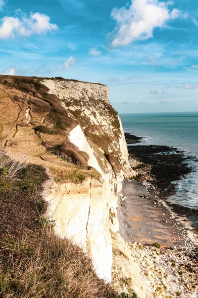 Bir görünüm üzerinden ünlü beyaz Kayalıklarla Dover, Kent, İngiltere