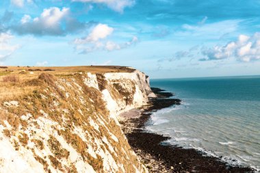 Bir görünüm üzerinden ünlü beyaz Kayalıklarla Dover, Kent, İngiltere