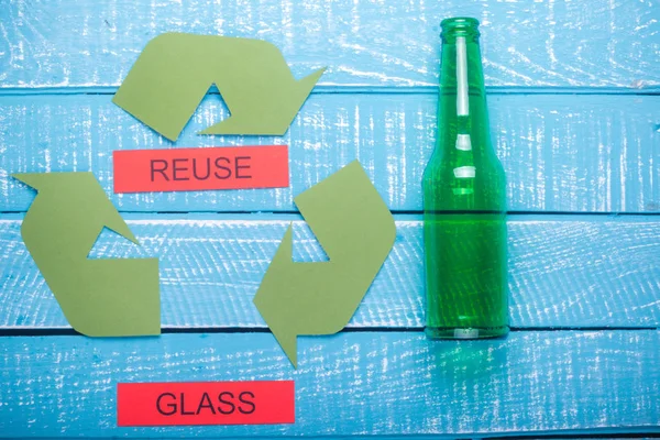 廃棄物をリサイクルします。 — ストック写真