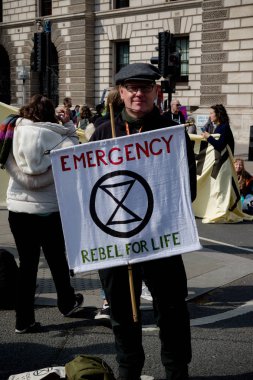 Londra'nın merkezinde exctintion İsyanı Protesto