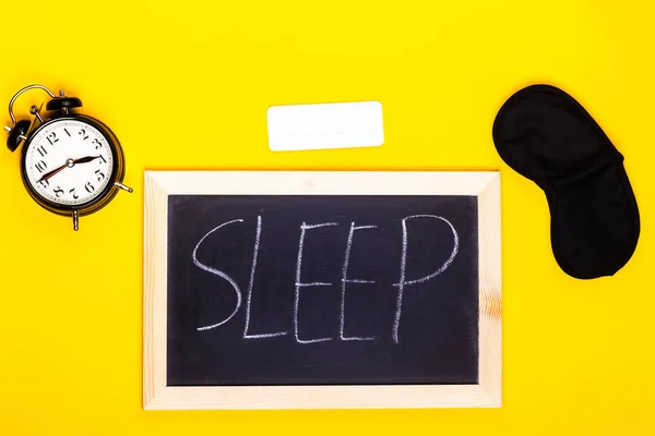 Sömn-och sömn hjälpmedel — Stockfoto