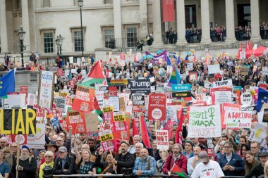 Londra'nın merkezinde Anti Donald Trump Protestocular