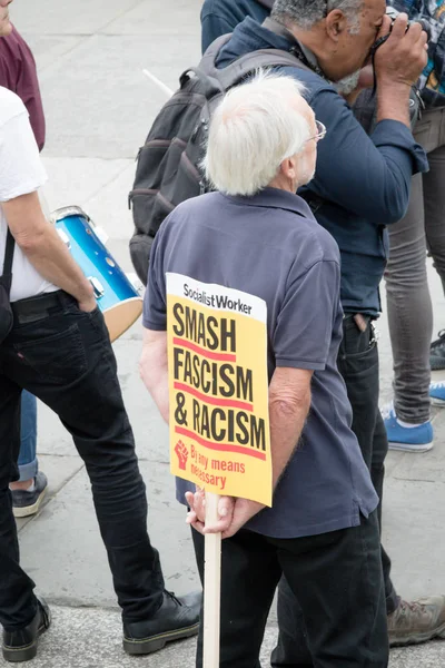 Anti Donald Trump Protesters in Central London — Stock Photo, Image