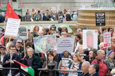 Londra'nın merkezinde Anti Donald Trump Protestocular