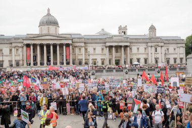 Londra'nın merkezinde Anti Donald Trump Protestocular