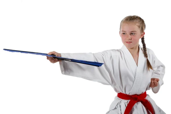 Tweenage lány megy karate — Stock Fotó