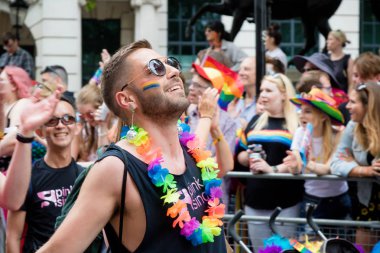 Londra Pride 50th aniversary