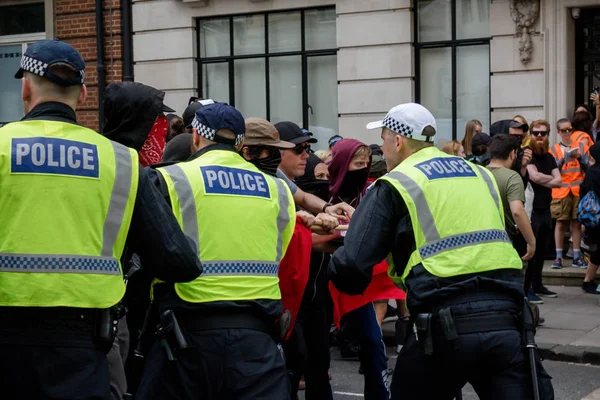 Protestas antifascistas en Londres — Foto de Stock