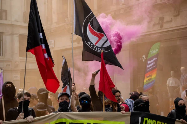 Anti fascist protests in London — Stock Photo, Image