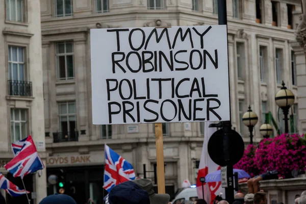 Anti fascist protests in London — Stock Photo, Image