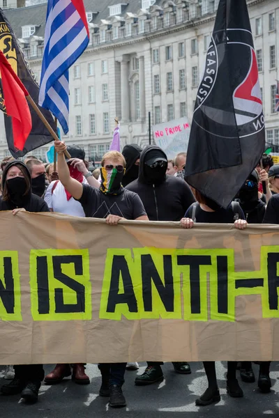 Anti fascist protests in London — Stock Photo, Image