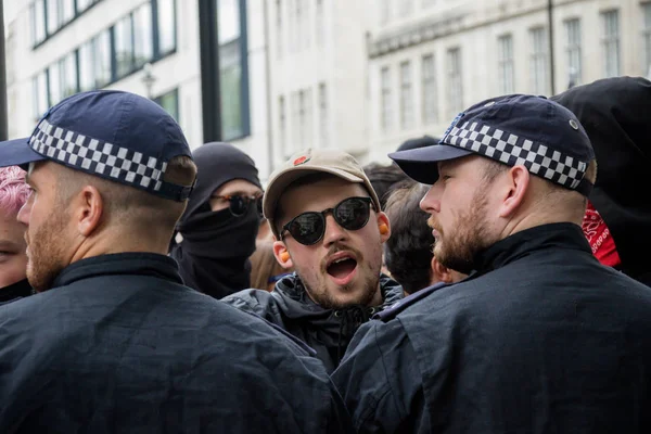 Anti fascist protests in London — Stock Photo, Image