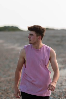 Altın saat plaj yürüyüş