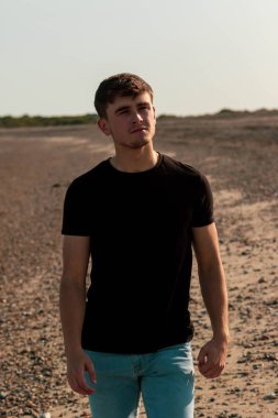 Altın saat plaj yürüyüş