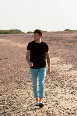 Altın saat plaj yürüyüş