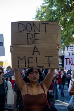 Londra'da iklim değişikliği protestocular